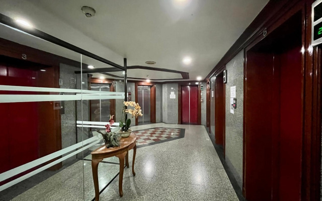 Omni Towers - Large 1 Bedroom Condo Soi Nana