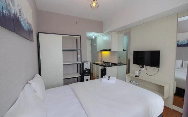 Fancy And Nice Studio Apartment At Springlake Summarecon Bekasi