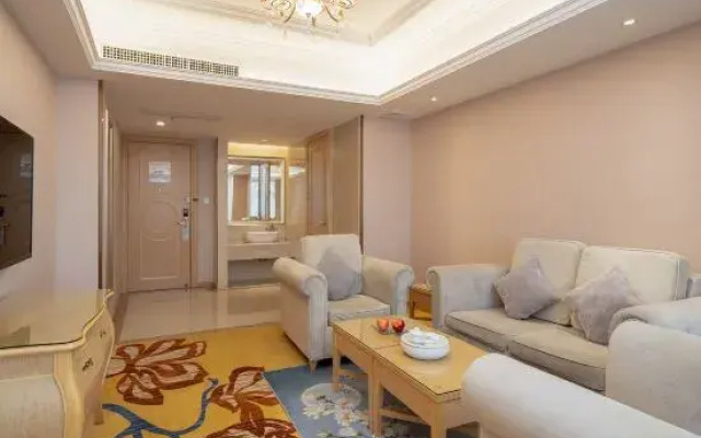 Vienna Zhihao Hotel