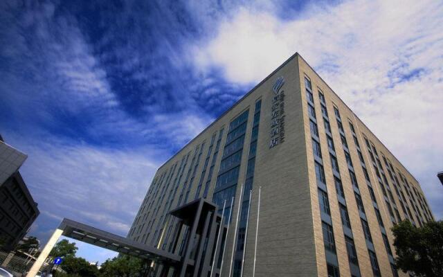 Pudong International Talent City Hotel