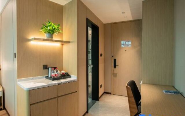 Xinyu Four Seasons Genting Hotel