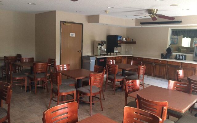 Best Western DeWitt