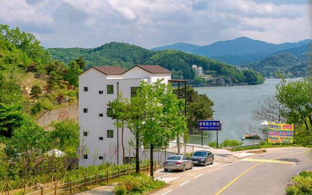 Lake bay Pension
