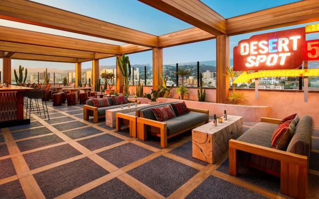 Hollywood Volume, a Tribute Portfolio Hotel