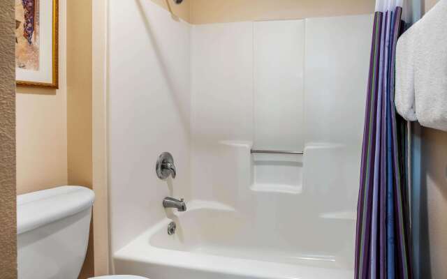 La Quinta Inn by Wyndham Detroit Southgate