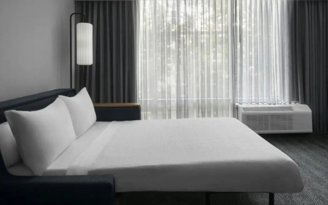 Courtyard by Marriott Atlanta Buckhead