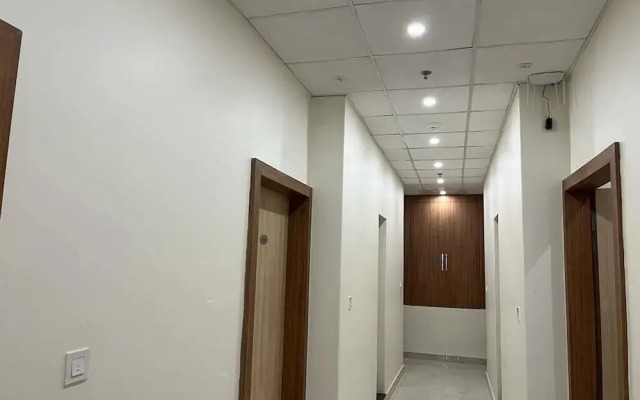 Hotel Satsang Grand