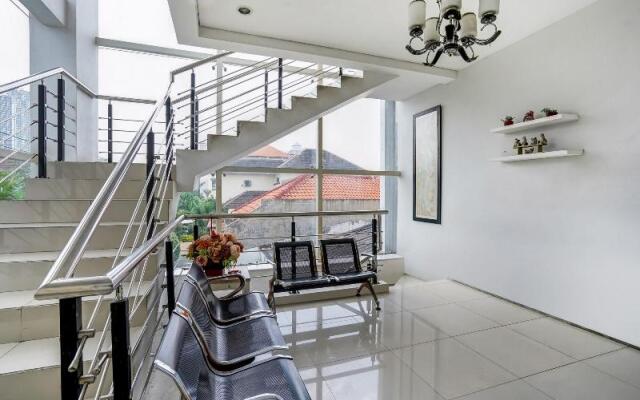 OYO 90935 Rumah Kost Metroliving