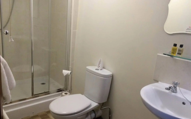 The Fox & Hounds Inn