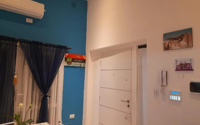 Hermosa casa con patio, parrilla y garage cerrado