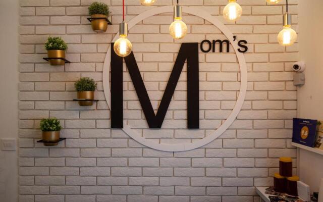 Mom`s House