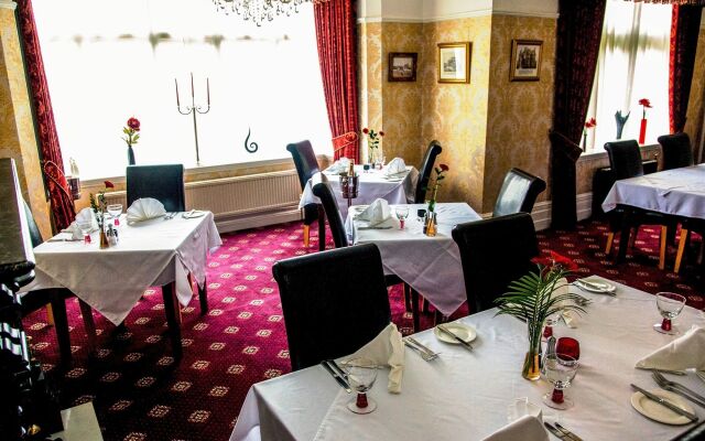 Trivelles Park Hotel
