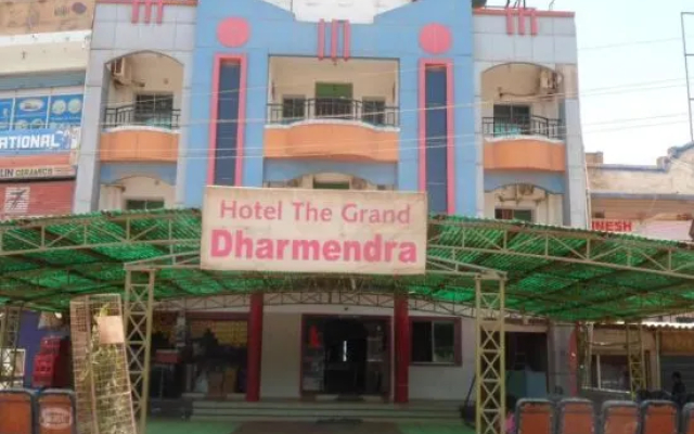 Hotel The Grand Dharmendra