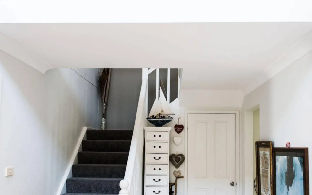 Annes Waterfront Haven B&B