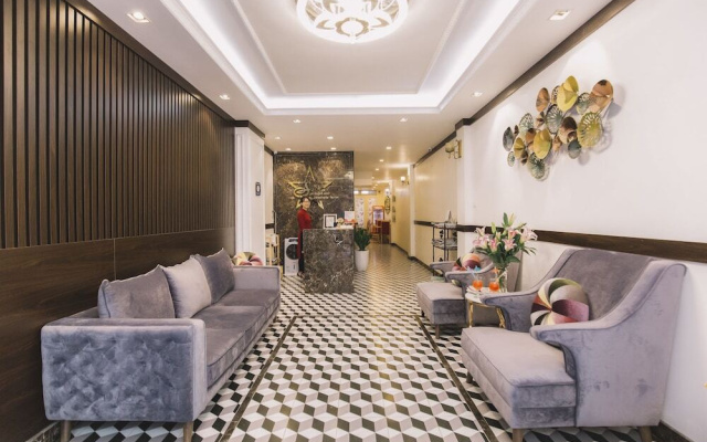 Iris Legend Hotel