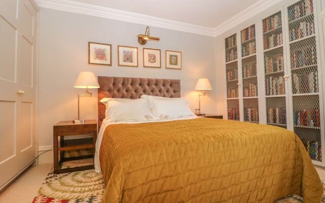 4 Maidens Row