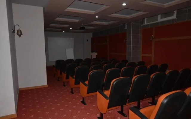 Fully Furnished Apartment in Orion City