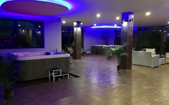 Garden Hotel Medical & Spa