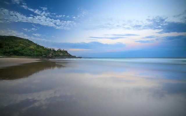 2 Ballin Wonderous White Waters