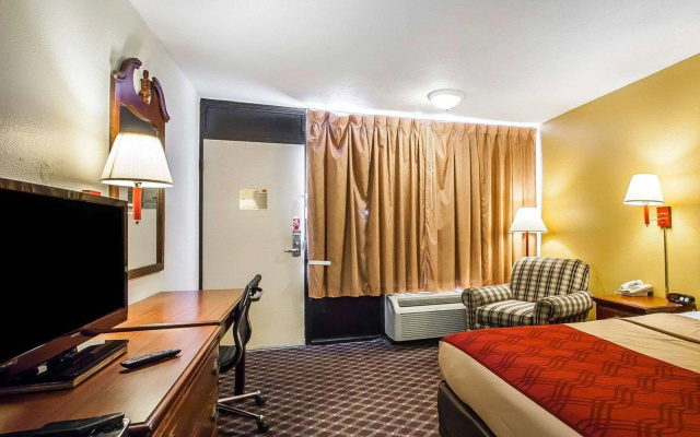 Econo Lodge Dyersburg I-155