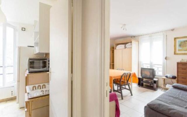 2 Pieces Calme Et Central Paris 10Eme