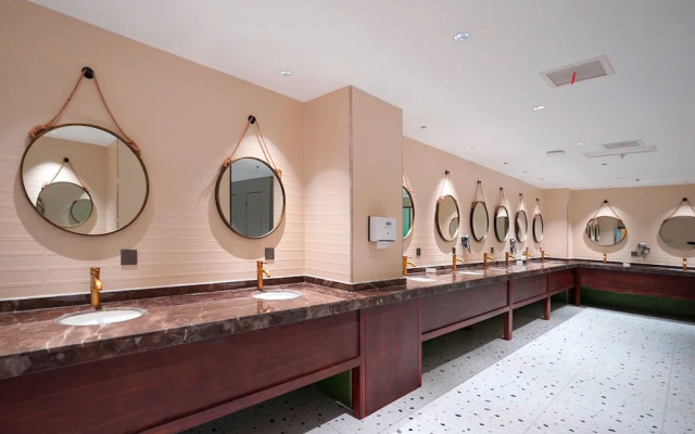 Xi'an YOLO Guest House