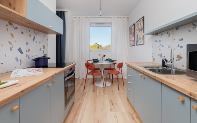 Retro Style Apartment by Renters