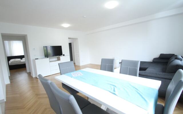Edelweiss city Apartments United Nations