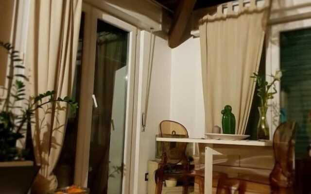 Leonardo Da Vinci Apartment