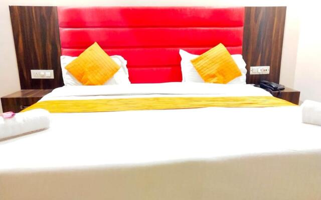 OYO 10318 Hotel Sukhman Residency