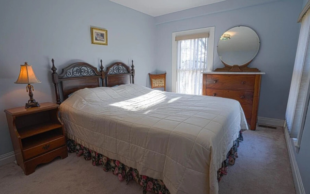 Experience the Catskills in This Rustic Farmhouse