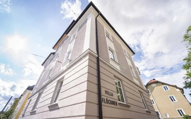 Villa Floeckner Bed and Breakfast