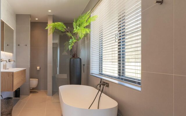 Water Villa With Infrared Sauna and Jetty