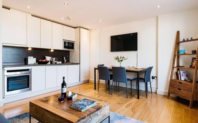 Bright and Modern Apartment in the Heart of Westbourne Grove Between Notting Hill and Bayswater