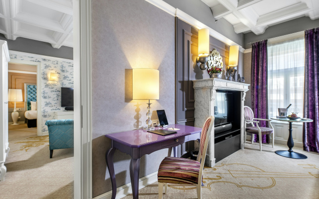 Aria Hotel Budapest by Library Hotel Collection
