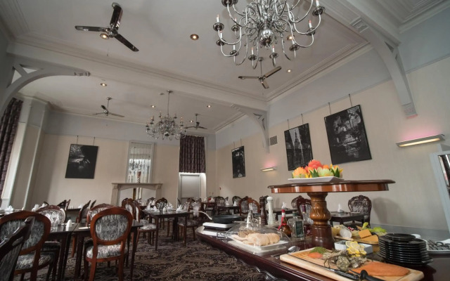 The Palace Hotel