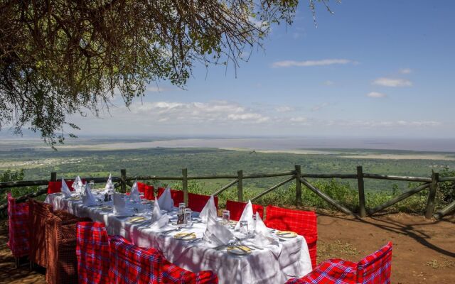 Lake Manyara Serena Safari