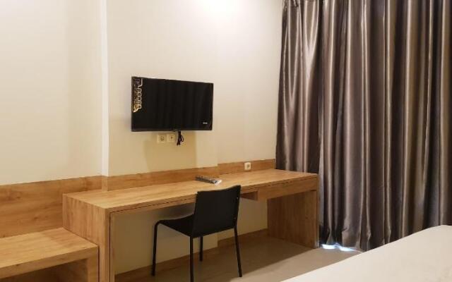 OYO 90015 Platinum Guest House