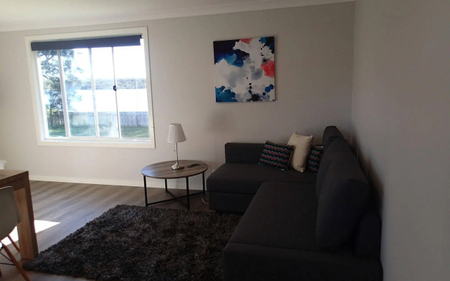 Dungowan Waterfront Apartments