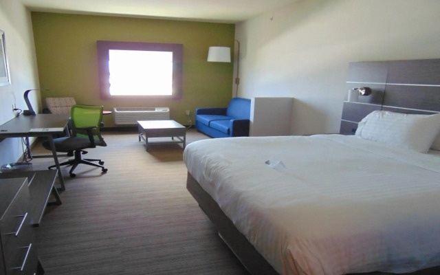 Holiday Inn Express & Suites Boynton Beach West by IHG