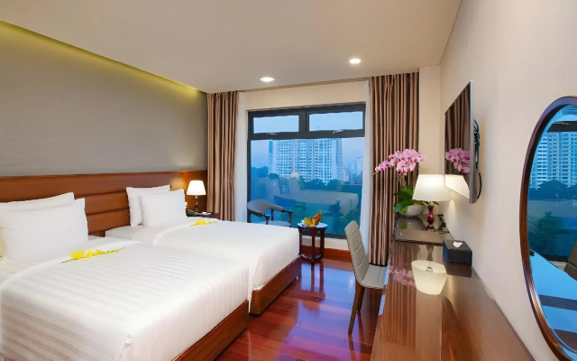 Orchids Saigon