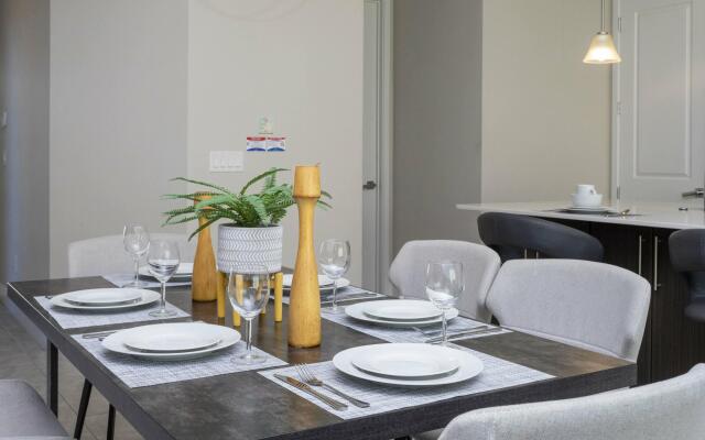 Breathtaking Home Private Hot Tub