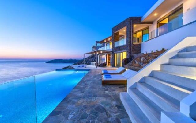Kyma Villa