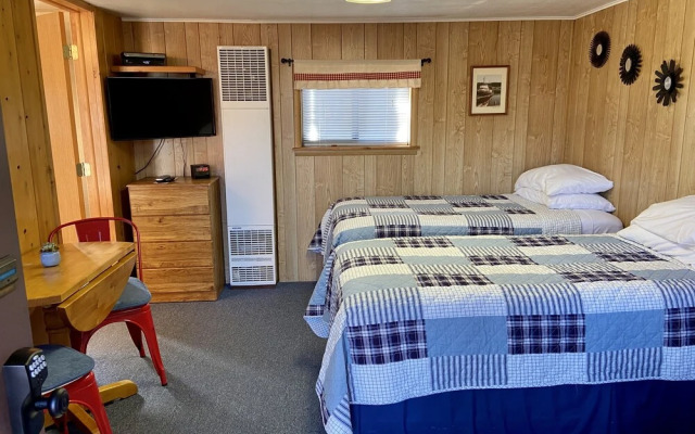 Betsie Riverside Resort