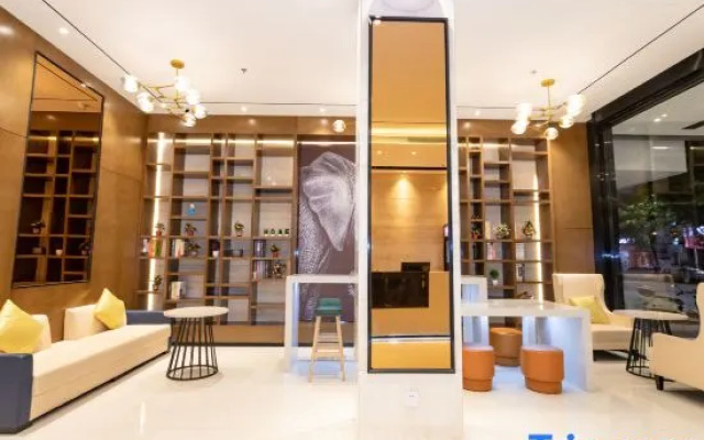 Meitu E-sports Homestay (Yulin Darunfa Convention and Exhibition Center)