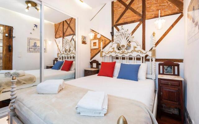 Romantic Medieval Apartment