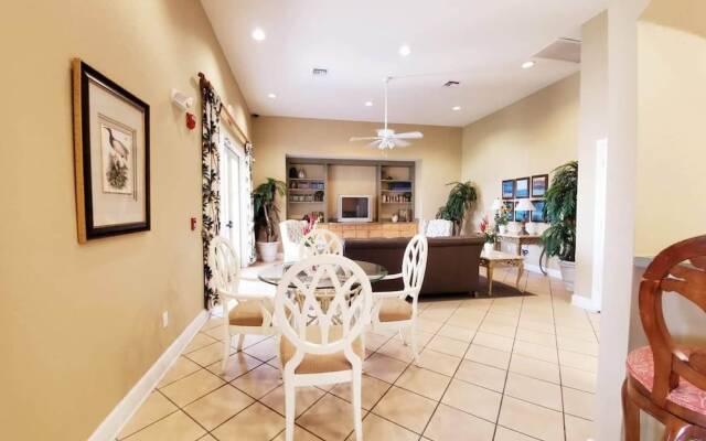 Vancouver West UBC-Adjacent Luxury Home Retreat 4B