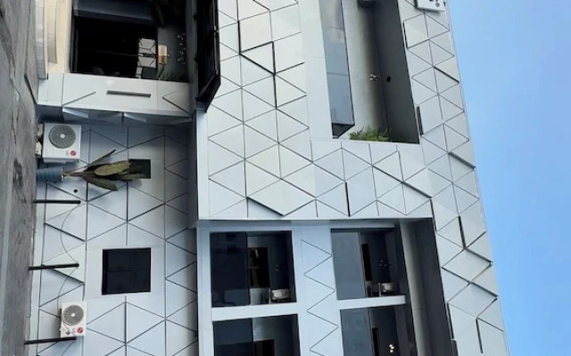 Fullbliss Hotel and suites