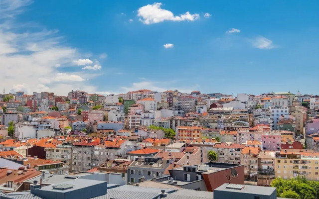 Sea View Duplex w Terrace in Goldenhorn