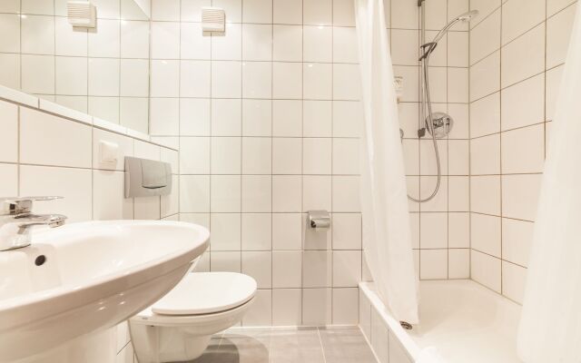 Hotel Maxim Dusseldorf City